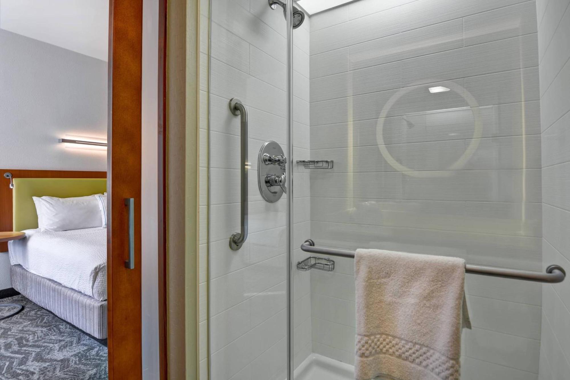 Springhill By Marriott Midtown 3*