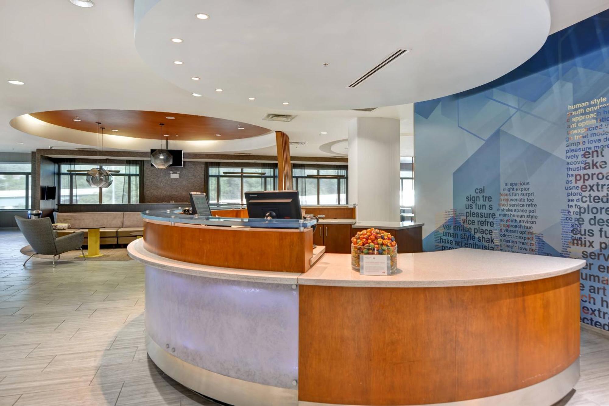 Springhill By Marriott Midtown Hotel 3*